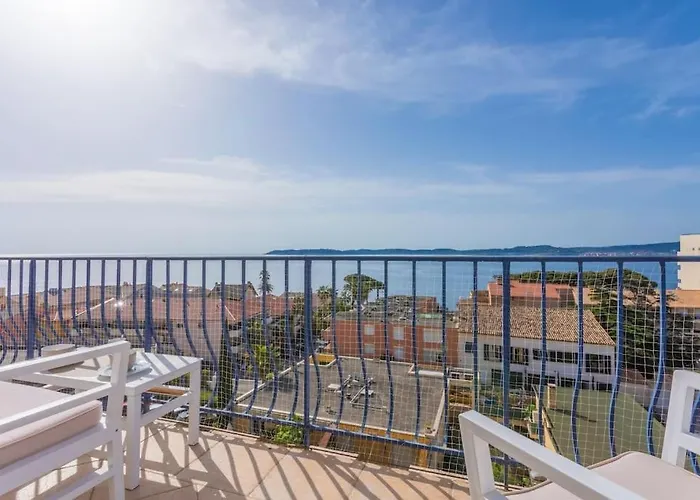 Vue 180 Degres A St Maxime *