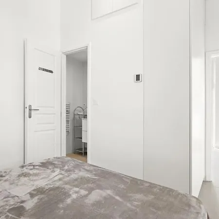 Vue 180 Degres A St Maxime Apartment *